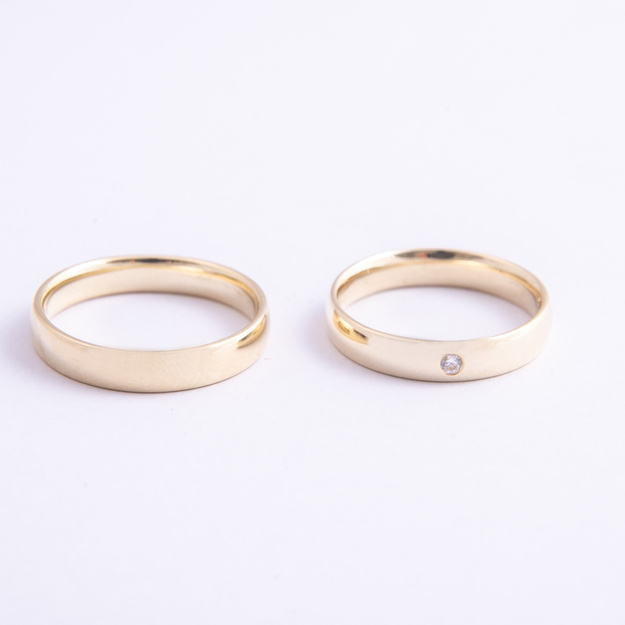 Obrączki Ślubne - klasyczne z brylantem 0,03 ct, para 4 mm