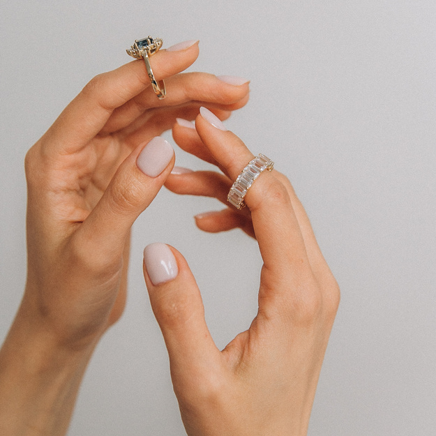 Pierścionek z Topazem London Blue 1,49 ct i Brylantami  0,67 ct