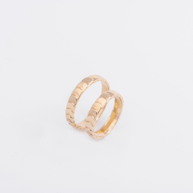 Obrączki z żółtego złota  Eterna 3D- 4mm