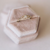 Pierścionek z Brylantem 0.12ct - niehaczący
