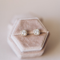 Kolczyki złote cyrkonia - 585 - drobne kwadraciki