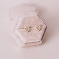 Kolczyki  złote serduszka z cyrkoniami  - 585 - sztyfty