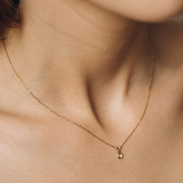 Naszyjnik złoty minimalistyczny z cyrkonią 585