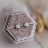 Kolczyki złote z opalem, guziczki - 585 - sztyfty