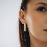 Kolczyki złote  prostokąty - kwadratowe U - 585