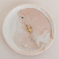 Zawieszka złota, aniołek diamentowany 3D - 585