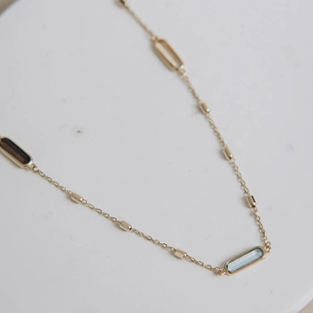 Naszyjnik złoty minimalistyczny z kolorowymi cyrkoniami 585