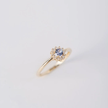 Pierścionek z Tanzanitem i Brylantami 0.10ct