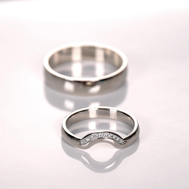 Obrączki dopasowane do pierścionka zaręczynowego